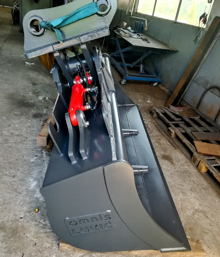 BRZE SPOJKE ZA MINI BAGERE